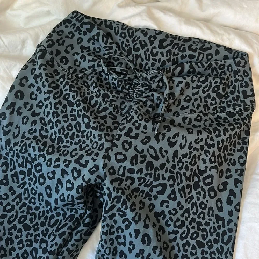 NWT PINK ACTIVE
